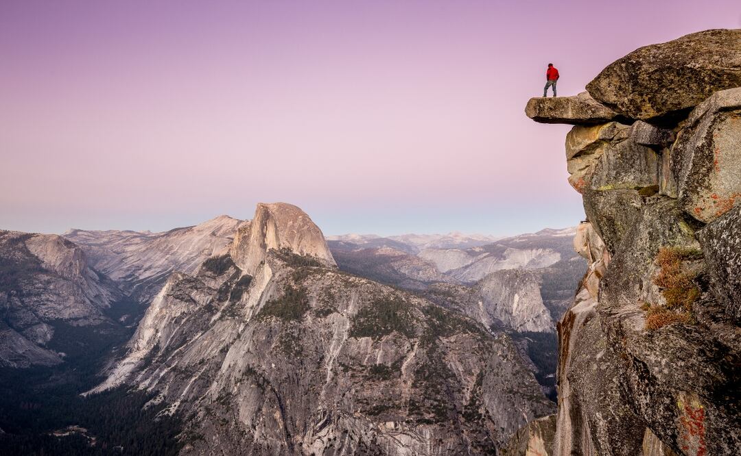 Joven muere frente a su padre de manera trágica al caer de montaña en Yosemite. Foto: iStock / bluejayphoto