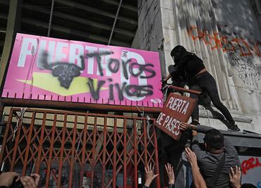 Jueza suspende corridas de toros en CDMX en medio de protestas antitaurinas