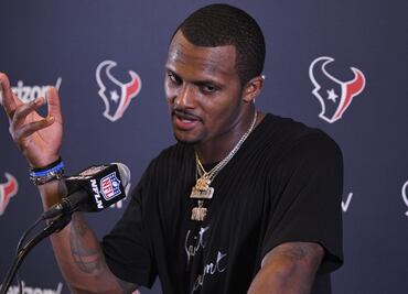 Deshaun Watson, jugador de la NFL, es suspendido 6 juegos por conducta sexual inapropiada