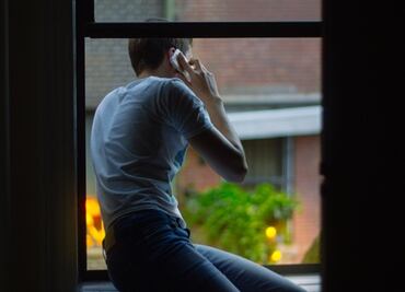 Lo que sí y lo que no debes reportar al 911 (Estados Unidos)