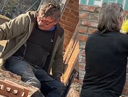 Captan a estadounidense aprendiendo albañilería en medio de las deportaciones de trabajadores migrantes