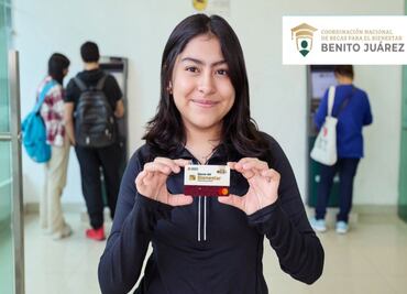 Beca Benito Juárez: Fecha de entrega de tarjetas para pago de $1,900 pesos a estudiantes de prepa