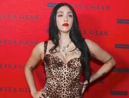 Hija de Madonna irradia belleza con ajustado minivestido rojo y deslumbra en NY