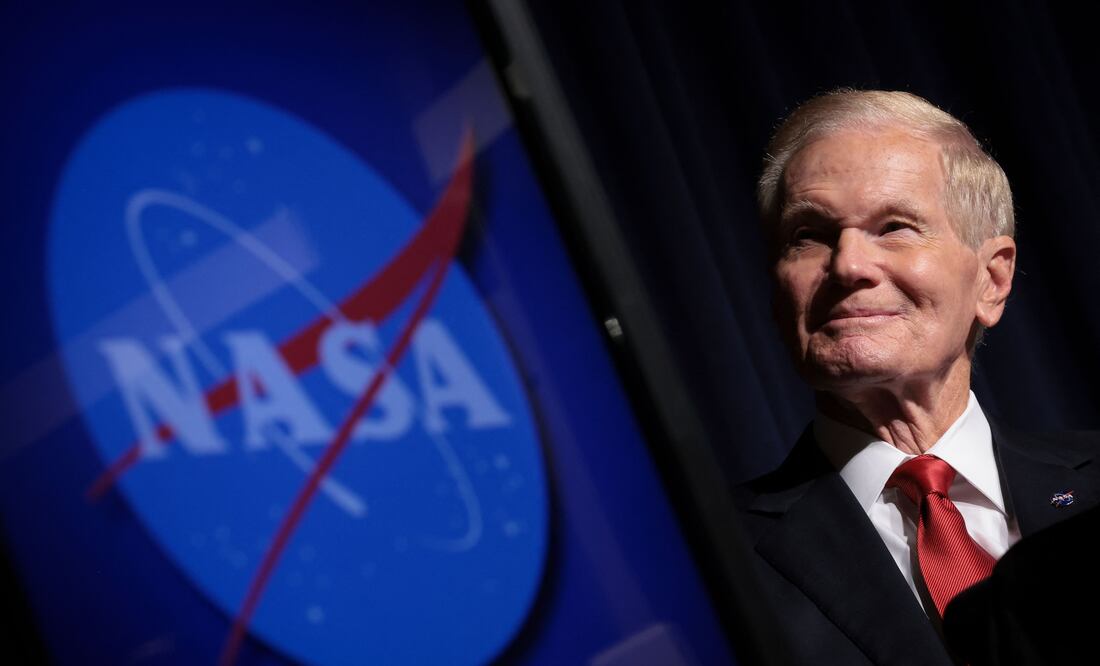 NASA establece departamento especial para estudiar OVNIs y promete transparencia en hallazgos.   Win McNamee/Getty Images/AFP (Photo by WIN MCNAMEE / GETTY IMAGES NORTH AMERICA / Getty Images via AFP)