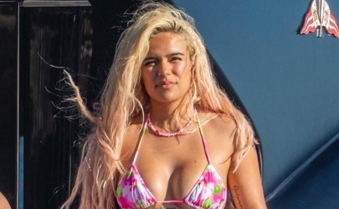 Karol G fue captada en un yate en Los Cabos, en México. Foto: Grosby Group