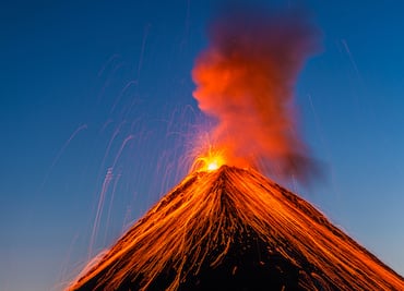 ¡Despierta el volcán zombi! Muestra señales de vida tras 700 mil años dormido; científicos no pueden creerlo
