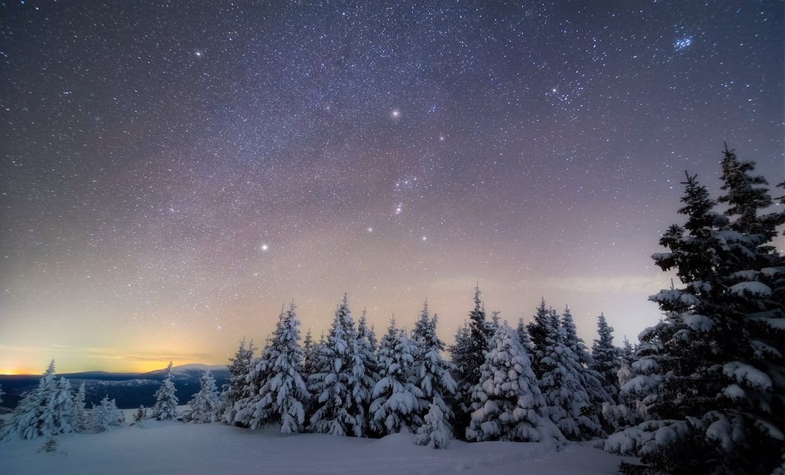Así puedes ver la alineación del Hexágono Invernal, con seis de las estrellas más brillantes del cielo. Foto: iStock-Sergey Egorov
