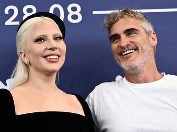 Lady Gaga y Joaquin Phoenix Desatan la Locura en "Joker: Folie à deux" en Venecia. VIDEO