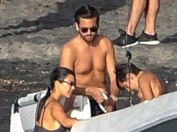 Kourtney Kardashian vacaciona con Scott Disick, sin Sofia Richie