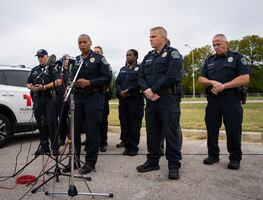 Detienen a autor de tiroteo en mercado de Texas que dejó un niño muerto y varios heridos