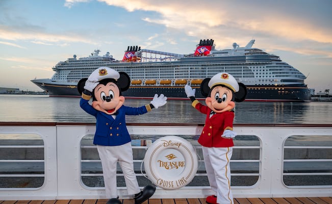 De ‘Coco’ a Marvel: Actividades y entretenimiento en Disney Treasure, el barco más nuevo de Disney