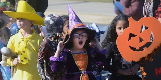 Disney comparte tips para crear disfraces de Halloween baratos