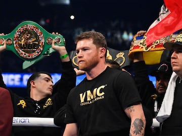 "Me sigo sintiendo un campeón", afirma Canelo Álvarez tras perder contra Crawford. ¿Habrá revancha?