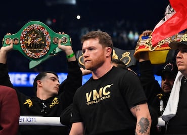 "Me sigo sintiendo un campeón", afirma Canelo Álvarez tras perder contra Crawford. ¿Habrá revancha?