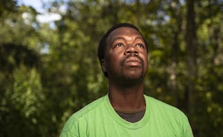 “Me sentí como esclavo”, dice afroamericano que fue jalado con cuerda por policías 