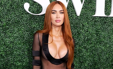 Megan Fox vuelve y presume sus curvas con espectacular vestido nude de corset
