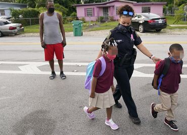 Covid-19. Miles de alumnos regresan a las escuelas en Miami-Dade