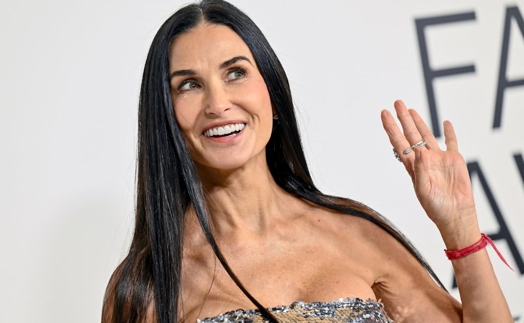 Demi Moore deslumbró en los CFDA Fashion Awards en Nueva York. Foto. AP