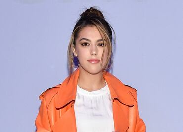 Sistine Stallone arrasa Instagram con ajustado vestido slip verde