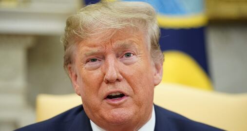 Trump obliga a California a rebajar estándares contra emisiones contaminantes