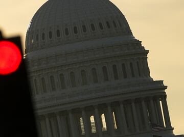 Inicia cierre de Gobierno de EU: Congreso no logra acuerdo y frena la administración. ¿Qué opina Trump?