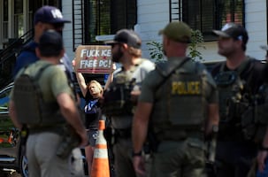 Demandan al Gobierno de Donald Trump para frenar redadas migratorias en Washington D.C.