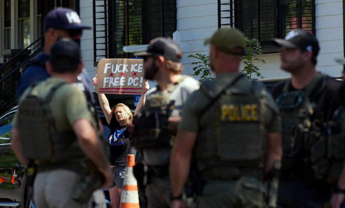 Demandan al Gobierno de Donald Trump para frenar redadas migratorias en Washington D.C. Foto: AFP