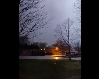 Tornado en Indiana deja daños en Carmel; así sonaron las sirenas de alerta. VIDEO