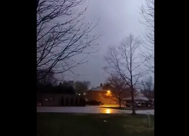 Tornado en Indiana deja daños en Carmel; así sonaron las sirenas de alerta. VIDEO