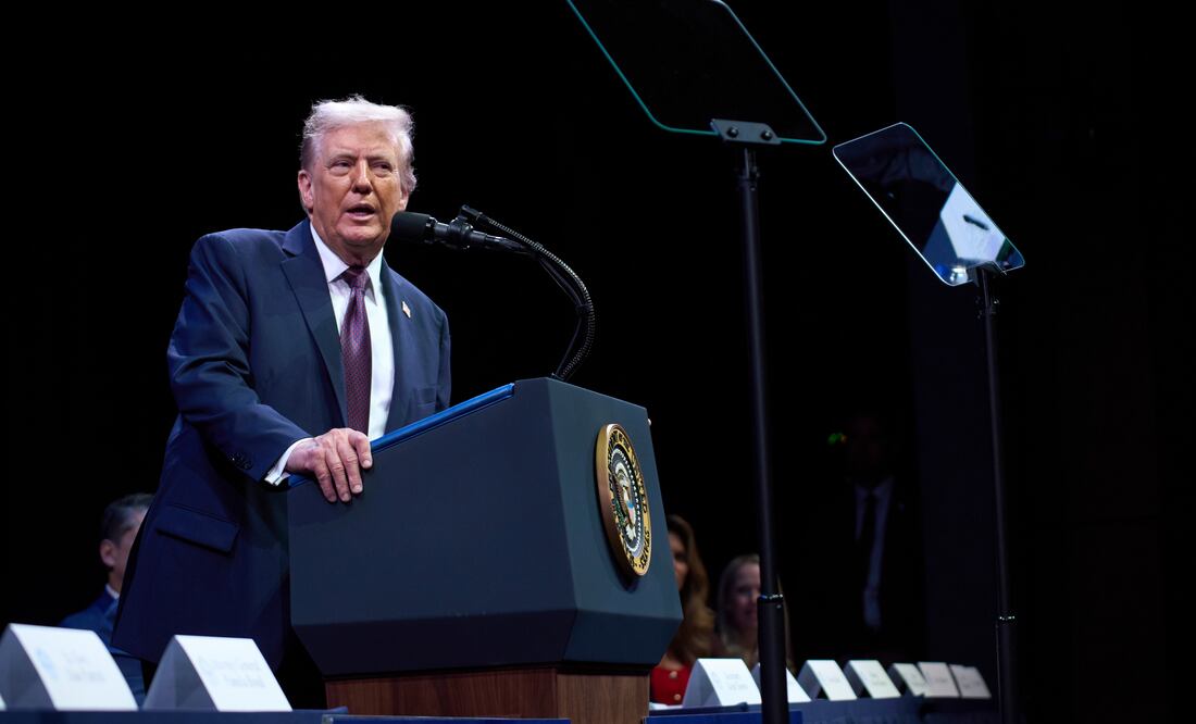 Trump acusa a demócratas tras asesinato de refugiada ucraniana en Charlotte: “El responsable fue detenido 14 veces y liberado”. (AP Photo/Evan Vucci)