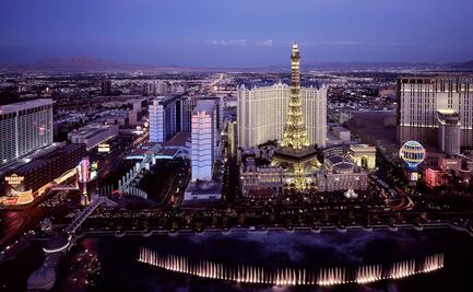 Dueño de casinos ofrece vuelos gratis a Las Vegas durante la reapertura