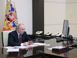 Rusia califica de “absoluto fracaso político y diplomático” la visita de Zelenski a EU