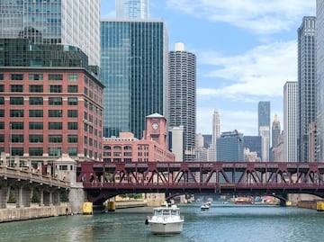 Recorre las principales atracciones de Chicago con tour de un día