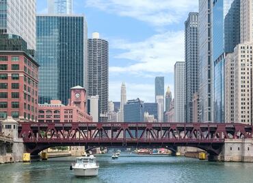 Recorre las principales atracciones de Chicago con tour de un día