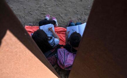 Padres de niñas guatemaltecas abandonadas en el desierto se entregan en EU