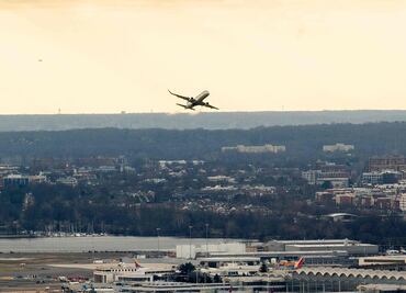 AT&T y Verizon demoran 5G cerca de aeropuertos para evitar "caos"