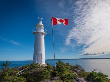 Trabajo en Canadá. Solicitan 27 mexicanos para procesamiento de cangrejos