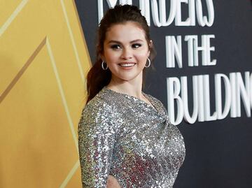 El minivestido amarillo con el que Selena Gomez 'hizo vibrar' en Londres