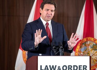 DeSantis firma ley que prohíbe la reasignación de sexo en menores