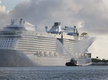Crucero dejó que cadáver se descompusiera; familia presenta demanda