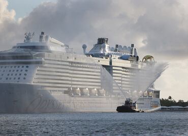 Crucero dejó que cadáver se descompusiera; familia presenta demanda