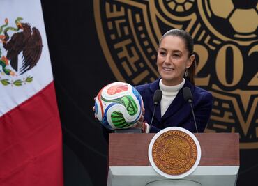 Sheinbaum sorprende: no irá al partido inaugural del Mundial 2026 y donará su boleto: "Se lo voy a regalar a una niña"