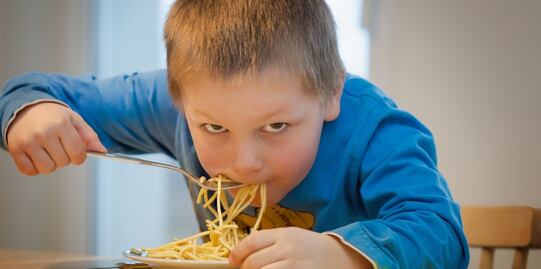 Hijos únicos tienen más probabilidades de padecer obesidad: estudio