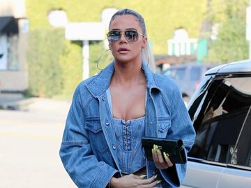 Khloé Kardashian delinea su figura ‘irreal’ con bodysuit nude