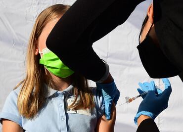 Estados Unidos autoriza refuerzo para adolescentes de 12-15 años