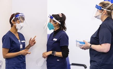 Gripe se desborda en EU: hospitales colapsan, niños entre los más afectados y la temporada apenas comienza