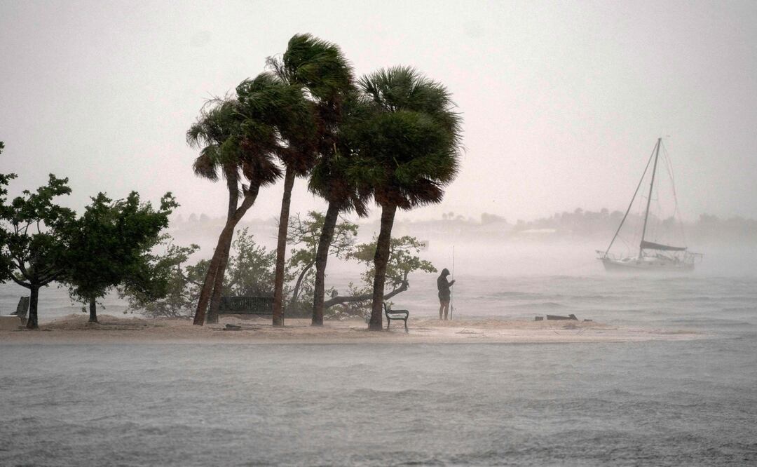 Huracán Milton toca tierra en la costa oeste de Florida con categoría 3. Foto: AFP