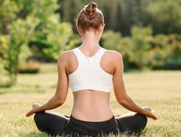 Las rutinas de ejercicio que te harán dormir mejor, según la ciencia