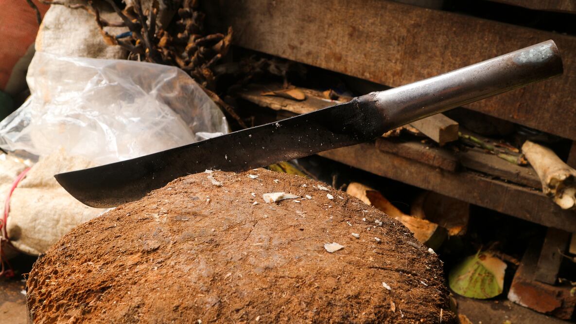 Machete/ Lukman Nul Hakim