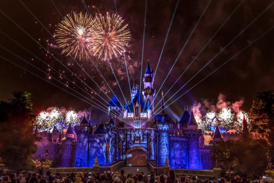Regresarán cuatro 'mágicos' espectáculos nocturnos a Disneyland Resort 